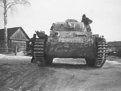 Panzer III with provisional winter camouflage 2