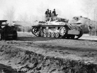 Panzer III with winter camo Eastern Front