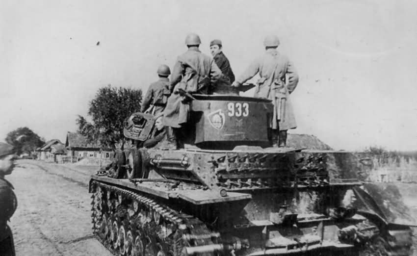 Captured German Panzer IV Tank 933 of 8th Panzer Division