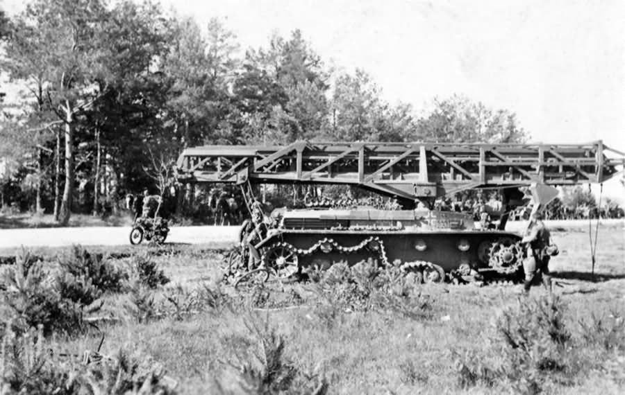 Engineer tank Infanterie Sturmsteg auf Fgst Panzer IV Ausf. C