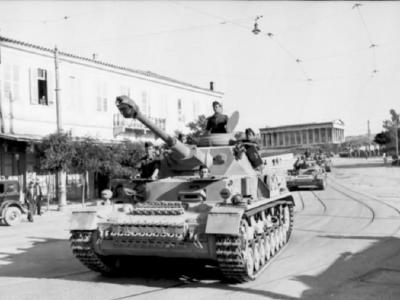 Athens Panzer IV tanks