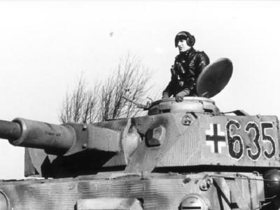 Panzer IV Ausf H 635 with zimmerit