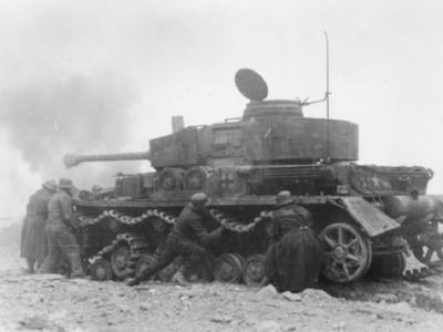 Panzer IV in action Monte Cassino Italy