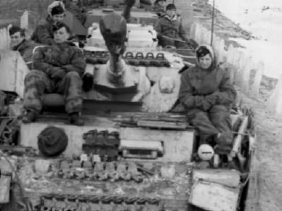 Column of Panzer IV tanks, Eastern Front 2