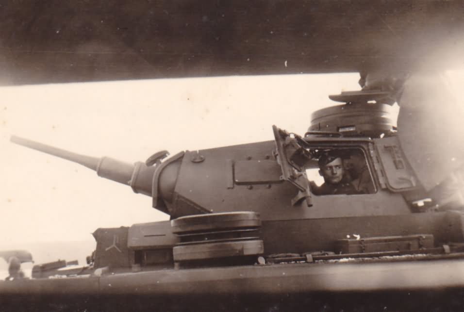 Panzer III of the 3rd Panzer Divison in Wunsdorf Winter 1941