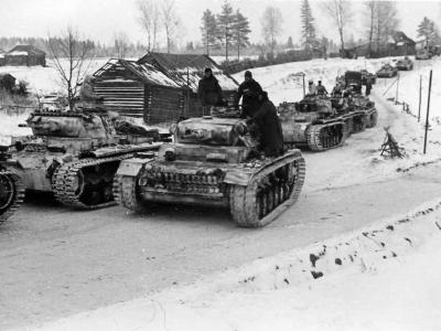 Panzer III Ausf J of the 12 Panzer Division winter camo 1