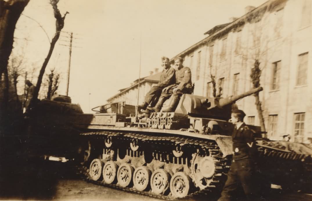 Crew atop a Panzer III ausf H 3
