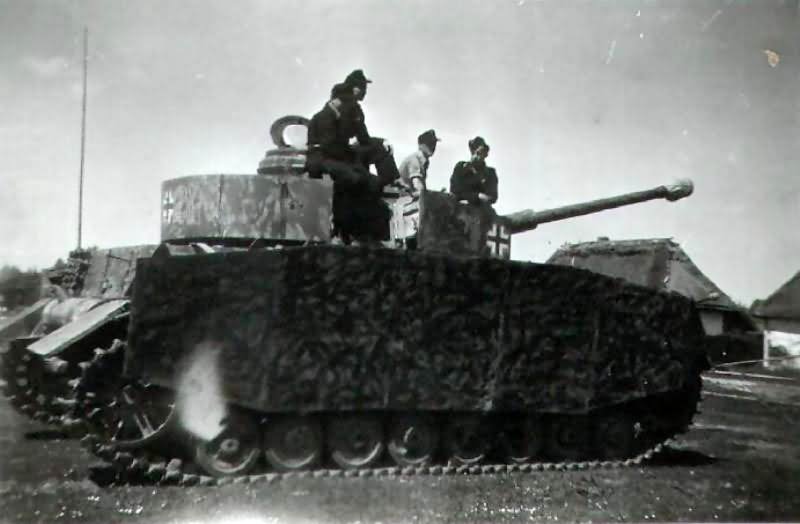 Panzer IV ausf J 821 Gisela 3
