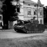 Panzer IV ausf J Poland 1944