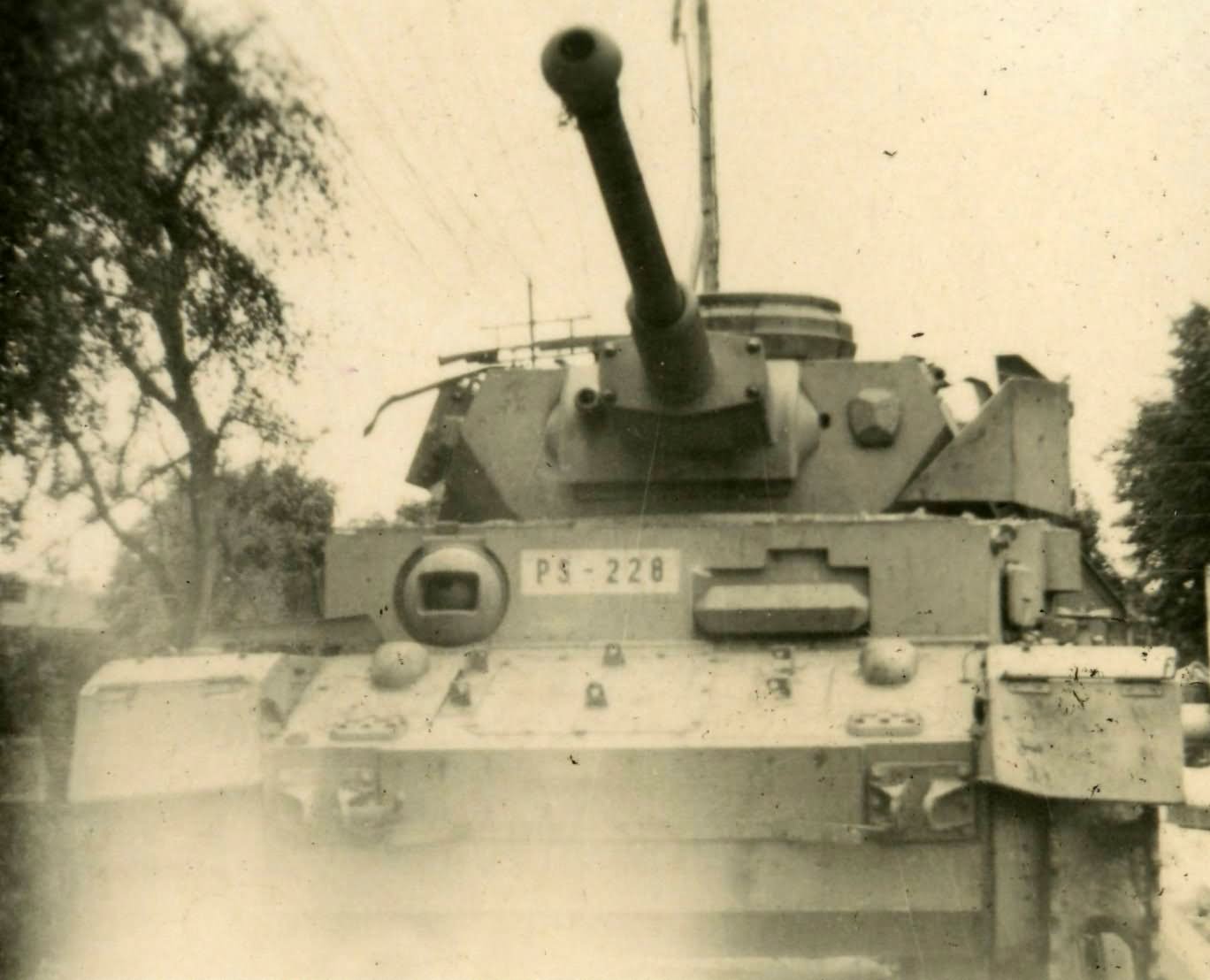 Panzer IV ausf H ps 228