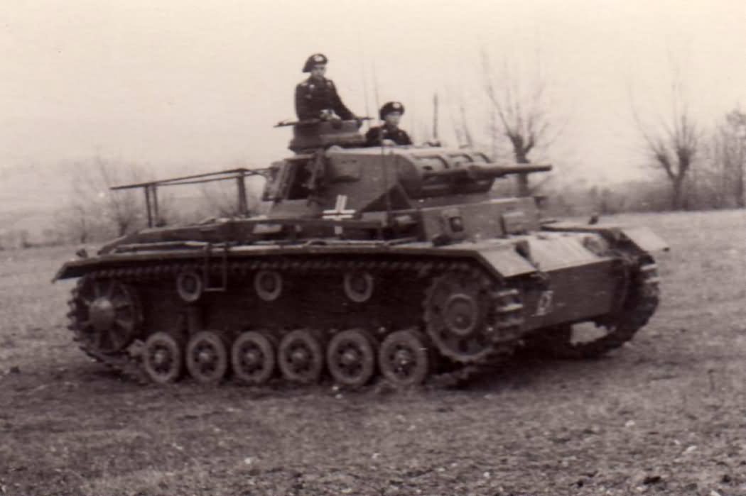 BefehlsPanzer III Ausf H photo