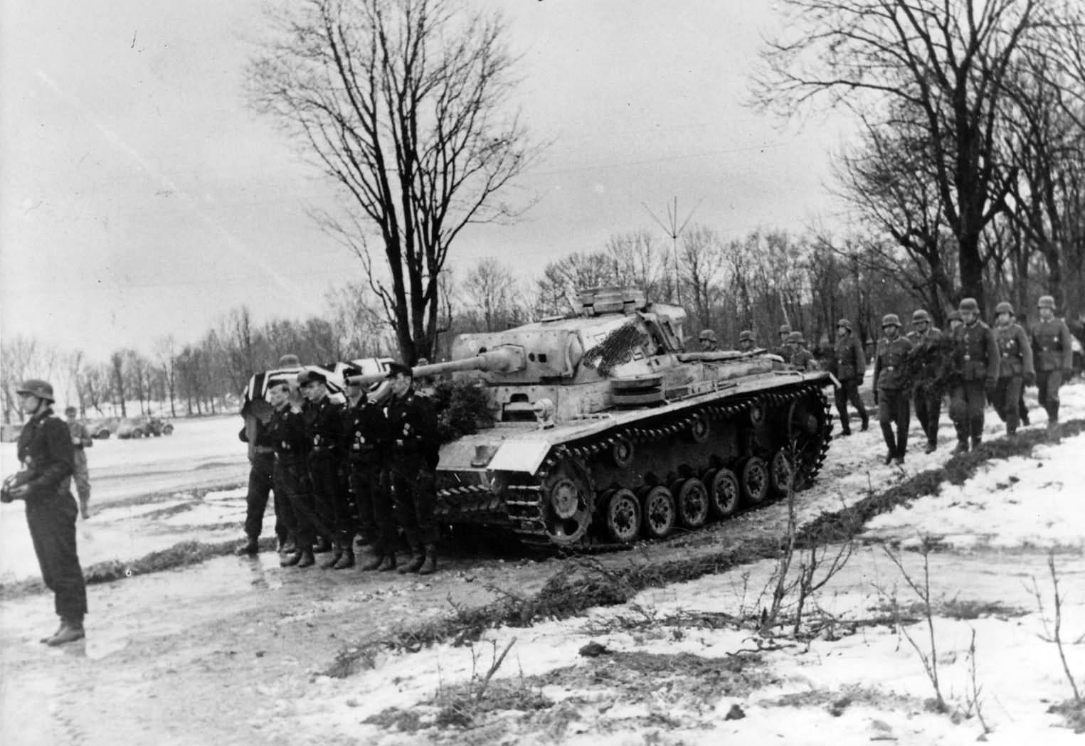Befehlspanzer III 1944 Generalmajor Schulz funeral