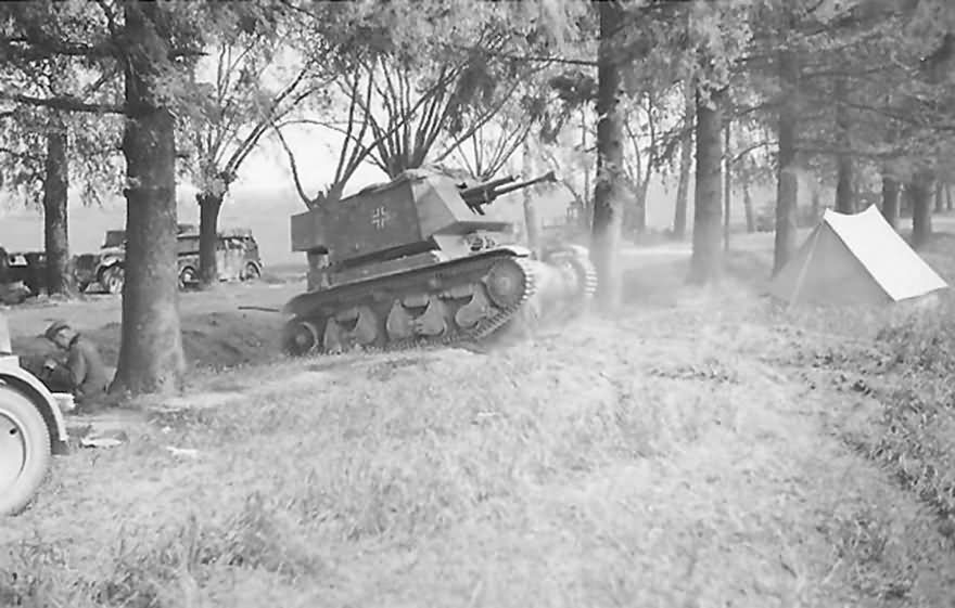 Panzerjager 4.7 cm Pak (t) auf Pzkpfw 35 R (f) Stariza eastern front