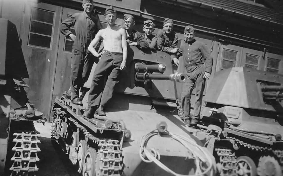 Panzerjager I and its crew