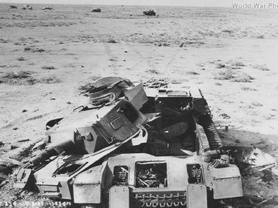 PANZER IV D BLOWN OFF North Africa