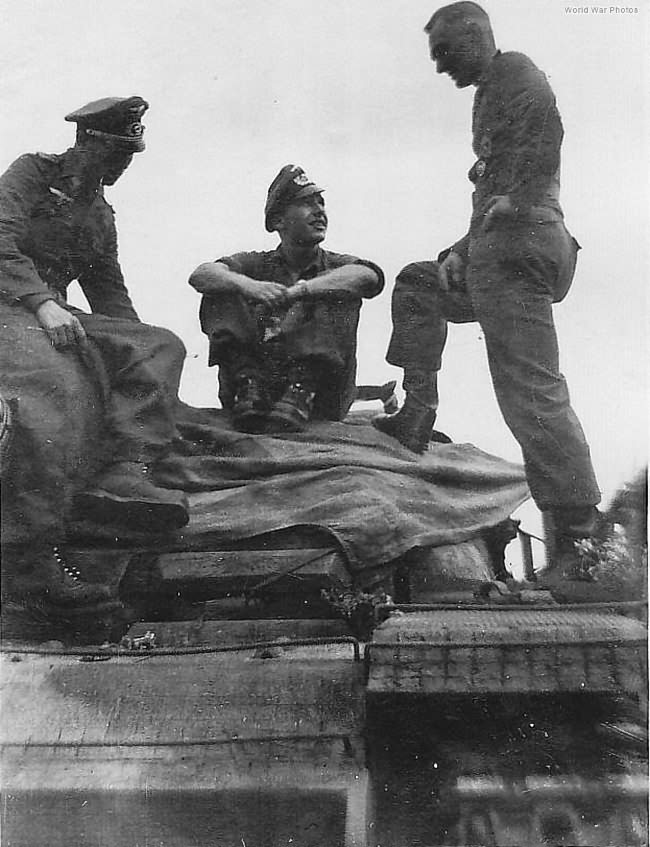 Oberleutnant Rudolf Bayer from 1. / StuG Brig. 202, 1944