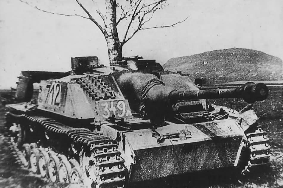StuG 40 Ausf G number 712