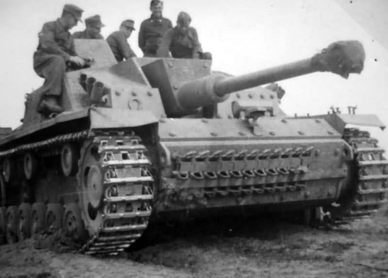 StuG III late 2