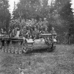 StuG 40 and German troops