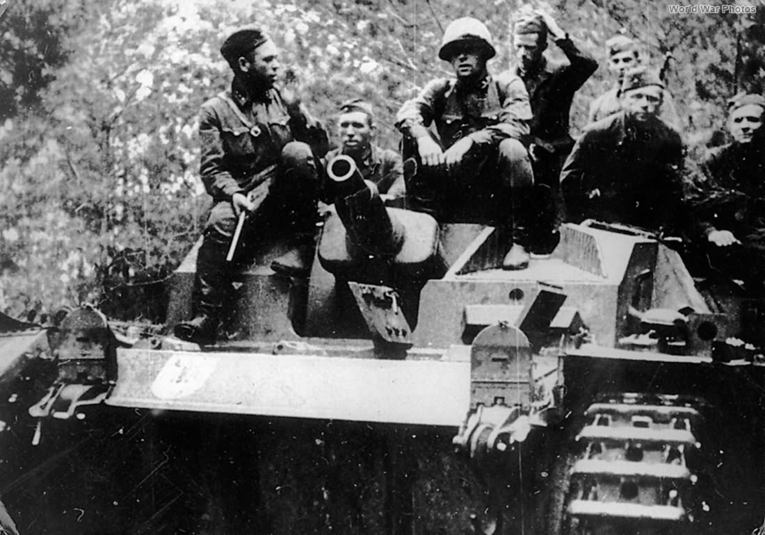 Captured StuG of the Abt.197 August 1941