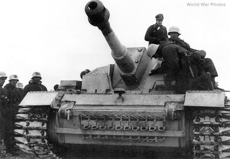 StuH 42 with Winterketten | World War Photos