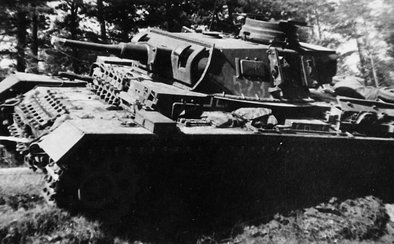 Tauchpanzer III tactical number 523