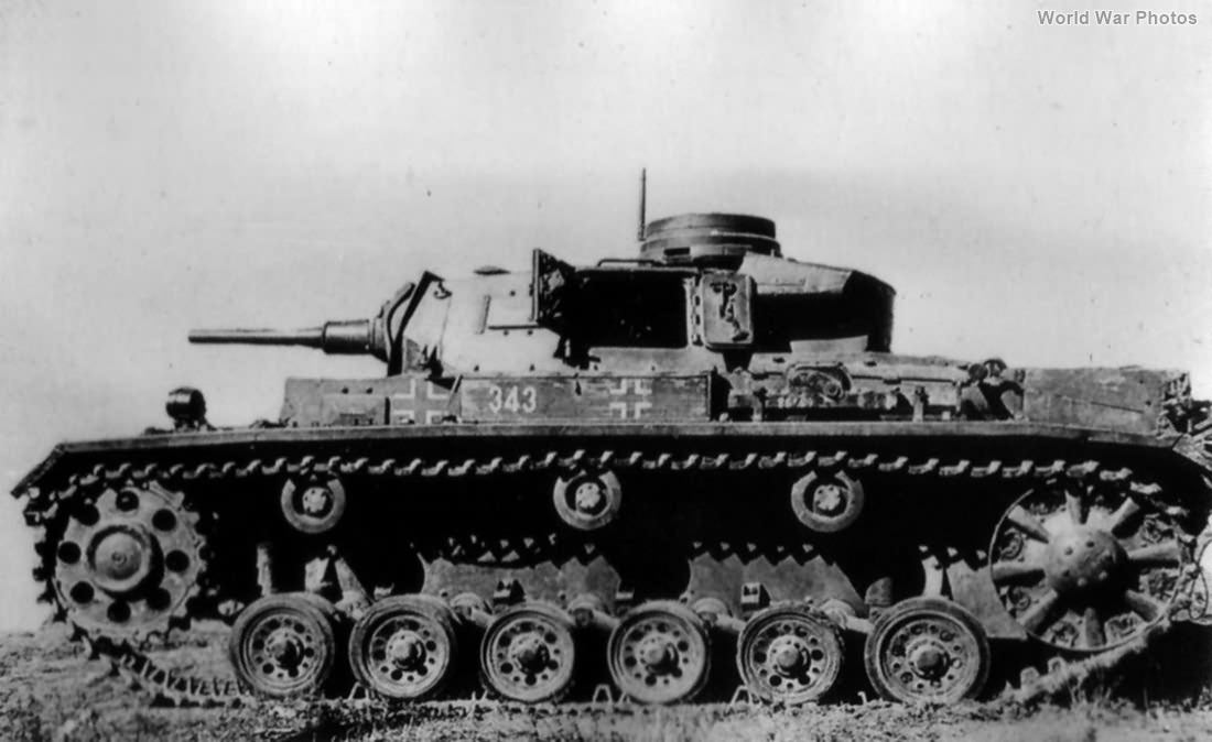 Captured Tauchpanzer III „343” Kubinka 1941 2