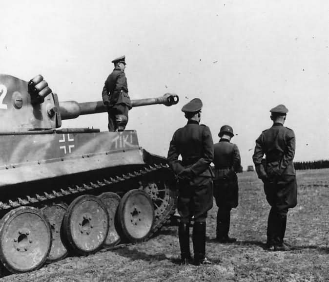 Tiger I number 812 Tiki 8/SSPzRgt.2 Das Reich SS Obergruppenfuhrer Walter Kruger photo