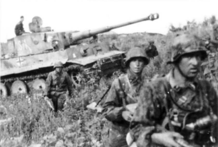 Panzer VI Tiger code S11 of Schwere Panzerkompanie SS-Panzer Regiment 2 Das Reich Kursk