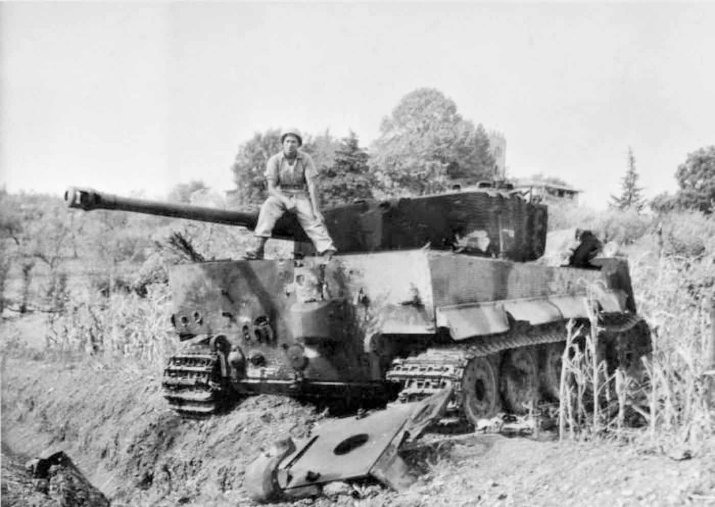 Tiger tank of the 508th Heavy Panzer Battalion (Late Production)