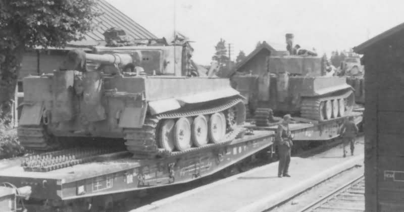 Tigers on SSyms 80t Plaformwagen