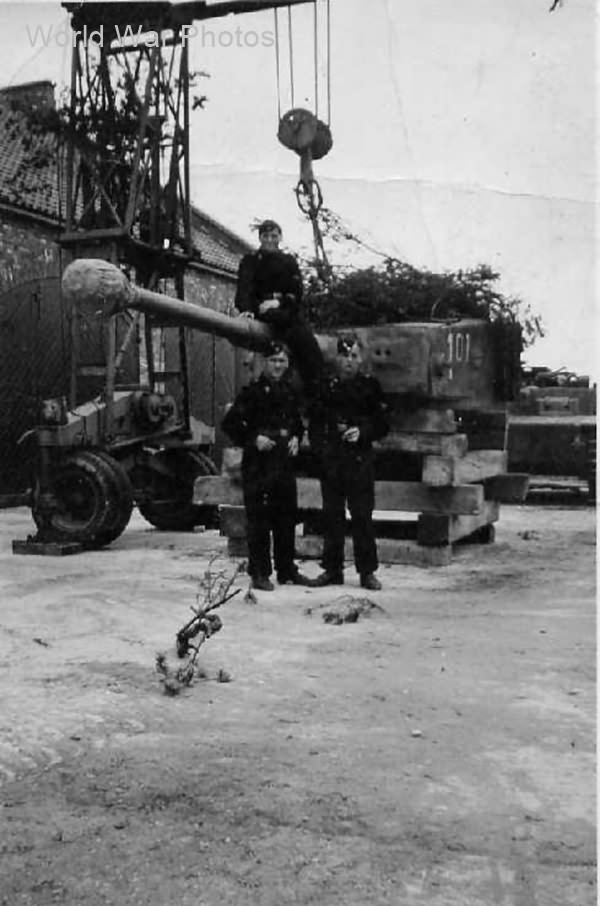 Tiger tank „101” of the schwere Panzer-Abteilung 504 in Italy