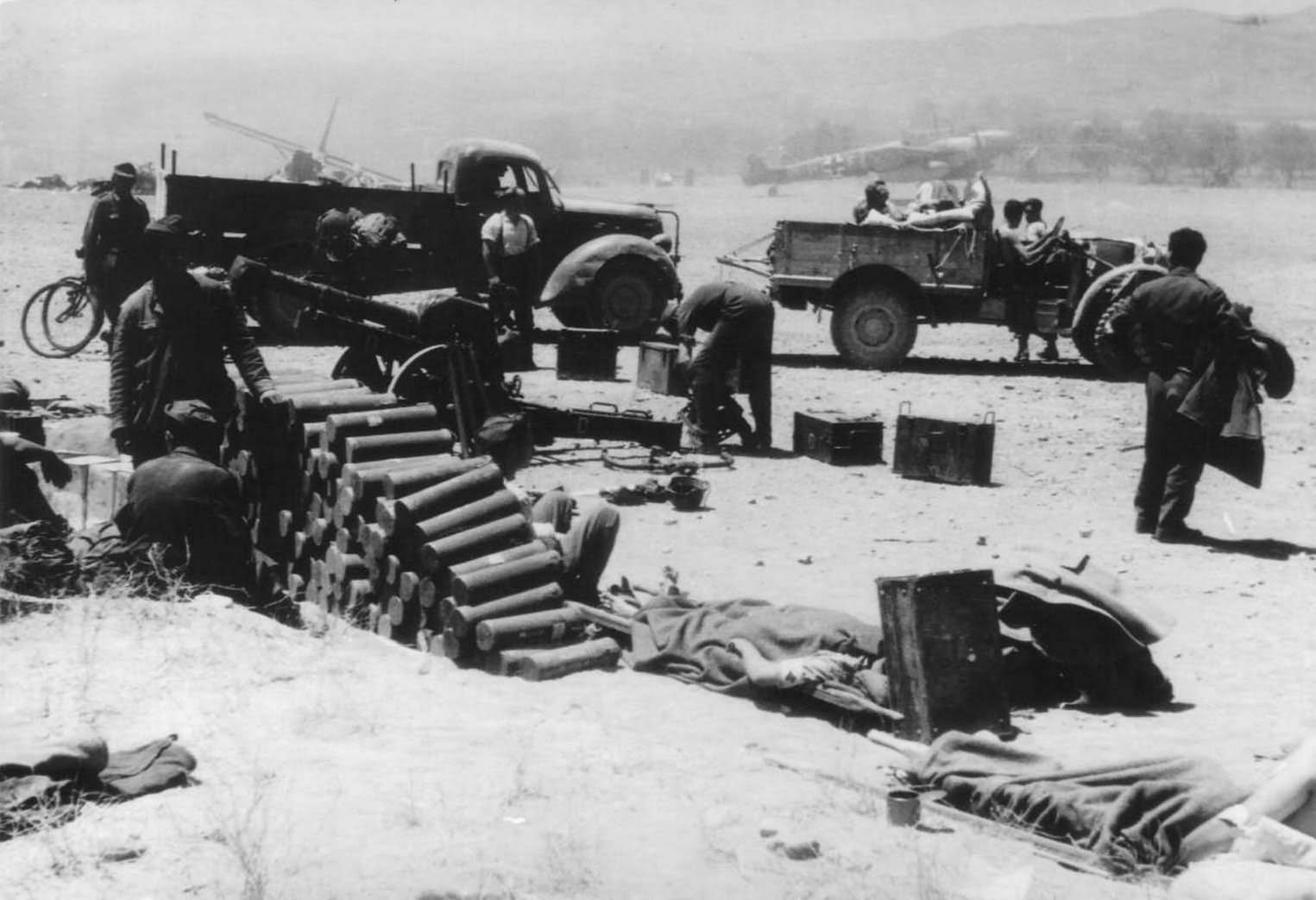 Afrika Korps Me110 and ammo