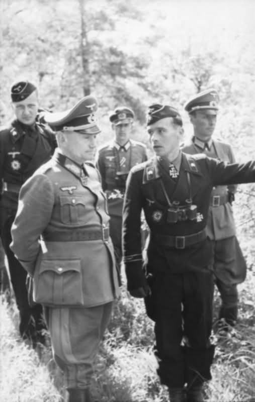 Grossdeutschland 0109 04A Major Walter Possl