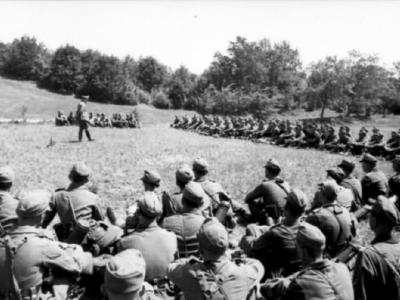 Grossdeutschland 0125 23 Russland Mitte Soldaten der Division