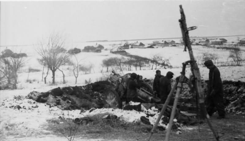 Grossdeutschland 0131 32 Russland Geschutzstellung im Winter