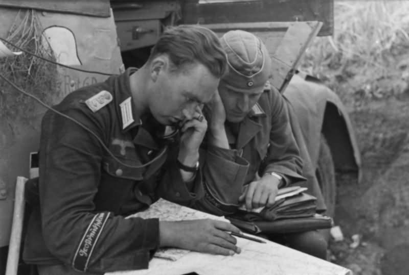 Grossdeutschland 712 0497 24 Rumanien Offiziere der Div