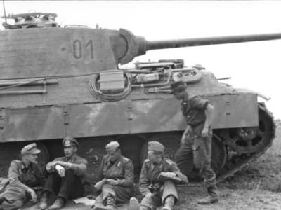Grossdeutschland 712 0498 34 Russland Oberst Langkeit Panzer V Panther