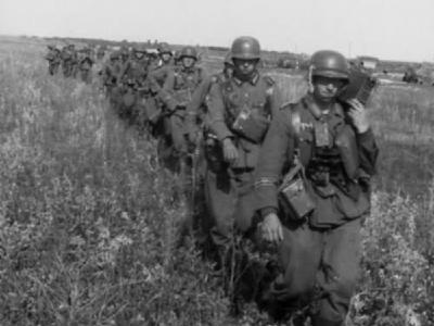 Grossdeutschland 748 0098 17 Russland Soldaten der Divisison
