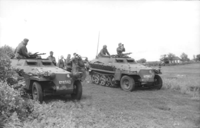 Grossdeutschland 748 0100 33 Russland Schutzenpanzer Division