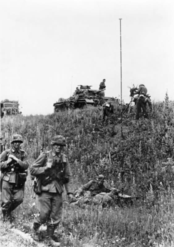 Grossdeutschland B21589 Russland Bereitstellungsraum wird bezogen