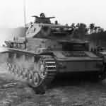 Grossdeutschland J08365 Ausbildung Uberrollen durch Panzer