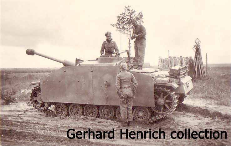 StuG 40 Ausf G with schurzen of the Sturmgeschutz Brigade 244 Eastern Front