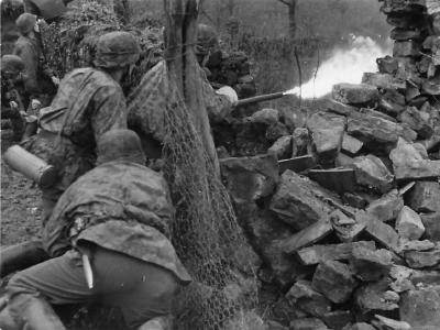 Soldiers of Waffen SS in action with flammenwerfer 35 1942
