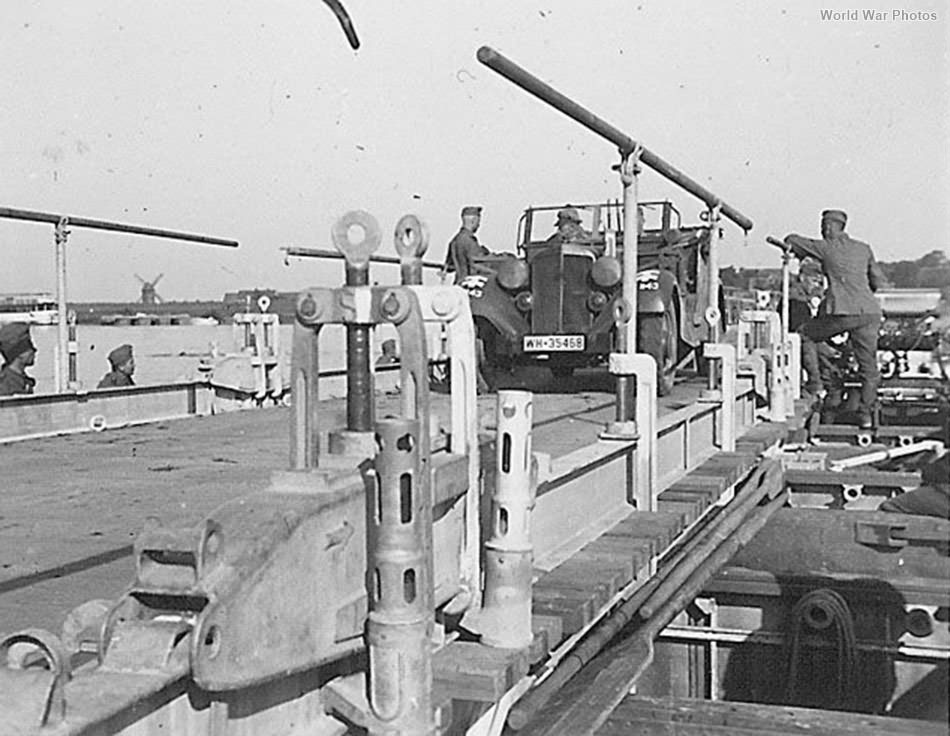 Horch 830 R on bridge