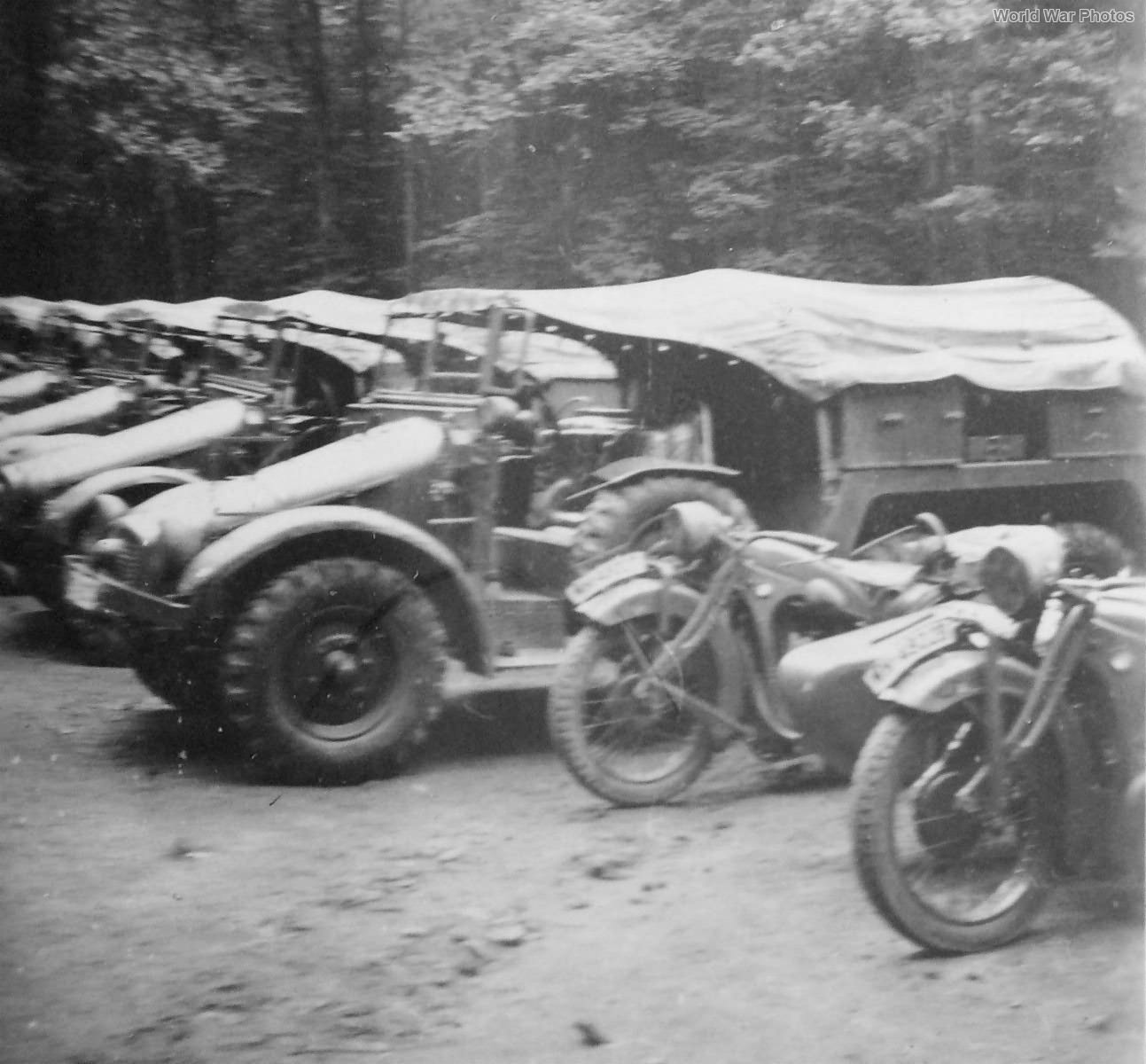 Krupp L 2 H 143 Mannschaftskraftwagen BMW R 4