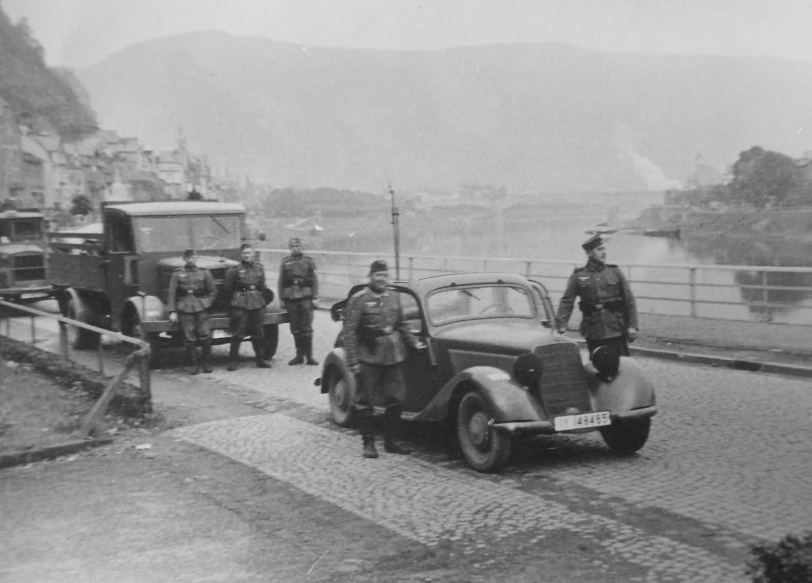 Mercedes Benz 230 Beute Bedford truck and Krupp L 4 M 262 LKW