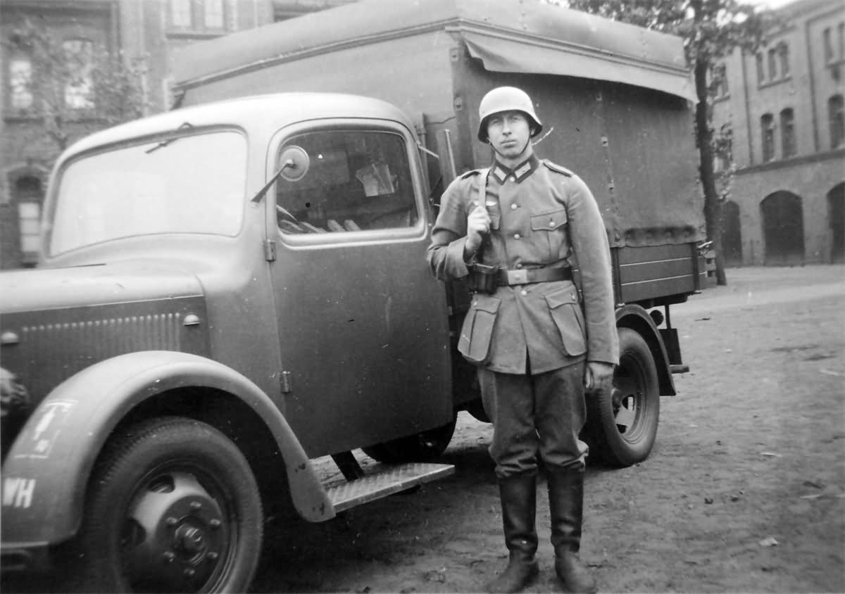 Mercedes Benz L 1500 LKW France Bordeaux 1943