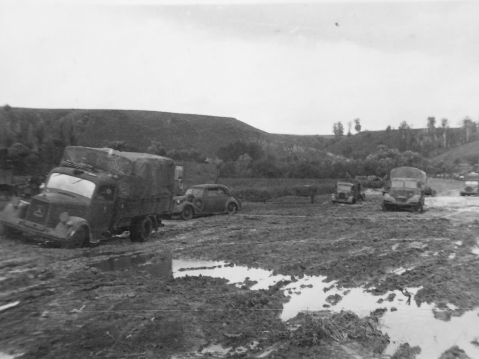 Mercedes Benz L 3000 and Wanderer W23 Russia 1941