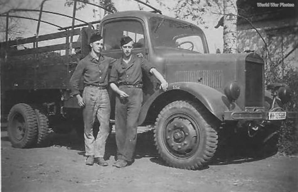 Mercedes Type L 3000 A